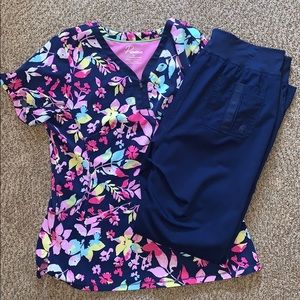 Premiere Healing Hands Purple Label Scrub Set